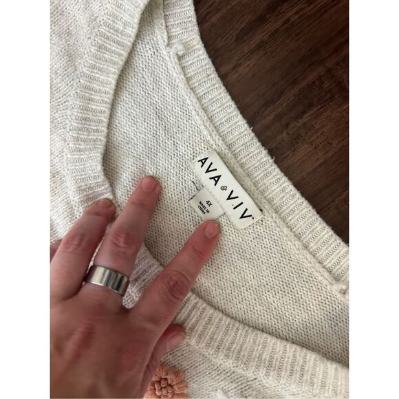Ava & Viv Gray Embroidered Floral Sweater Size 4XL - Picture 4 of 9